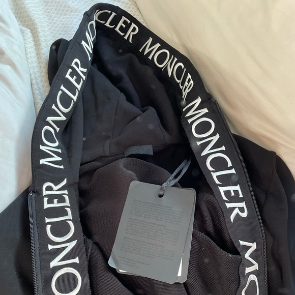 Nwt - Picture 3 of 6